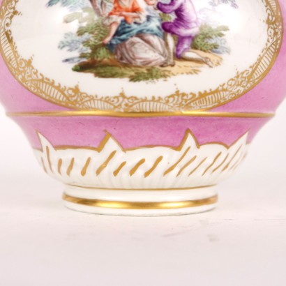 Antiquitäten, Vase, antike Vasen, antike Vase, antike italienische Vase, antike Vase, klassizistische Vase, Vase aus dem 19. Jahrhundert, Paar Berliner Porzellanvasen