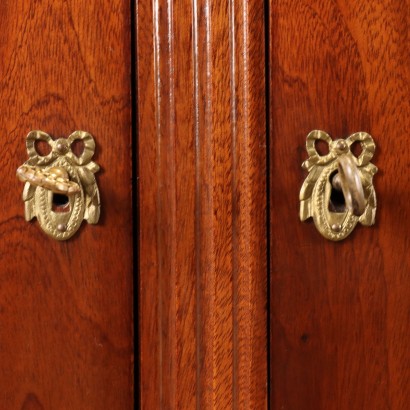 Neoclassical style sideboard