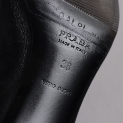 Schwarze Prada-Stiefel