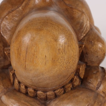 Weinender Buddha Holzskulptur