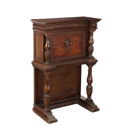 Cabinet in Neo-Renaissance style