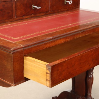 Writing desk