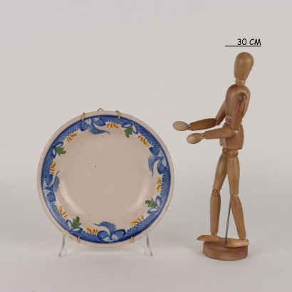 Majolica plate