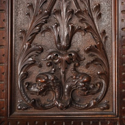 Doppelkorpus-Sideboard im Neorenaissance-Stil