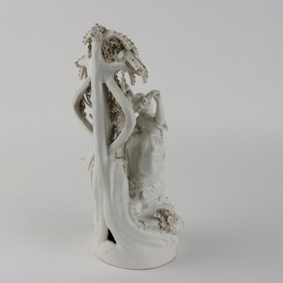 Groupe sculptural dans la manufacture de porcelaine