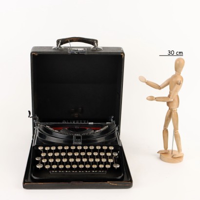 Ico Olivetti Typewriter