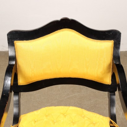 Armchair Convertible into a Kneeler