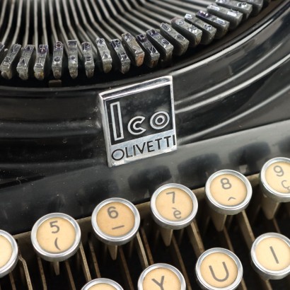 Ico Olivetti Typewriter