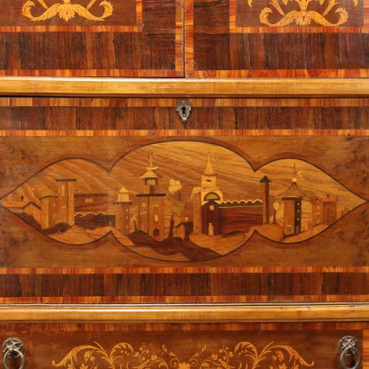 Credenza Intarsiata in Stile Neoclassico