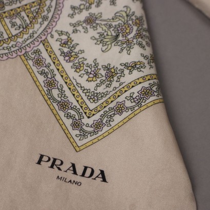 Prada-Seidenschal