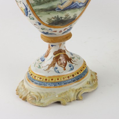 Coppia di Anfore in Maiolica