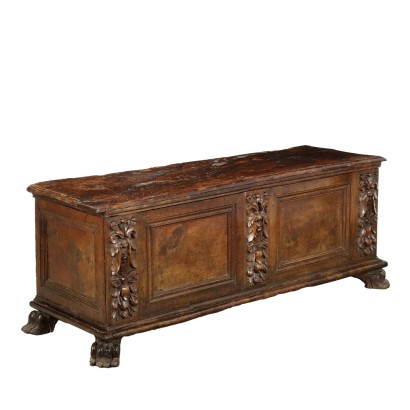 CHEST, Baroque Walnut Chest