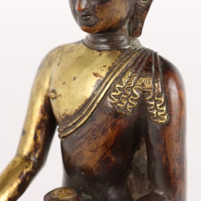 Shakyamuni Buddha in Bronze