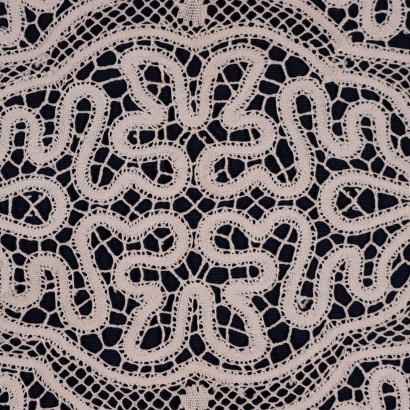 Pair of Bobin Made Doilies Cotton Italy 20th Century